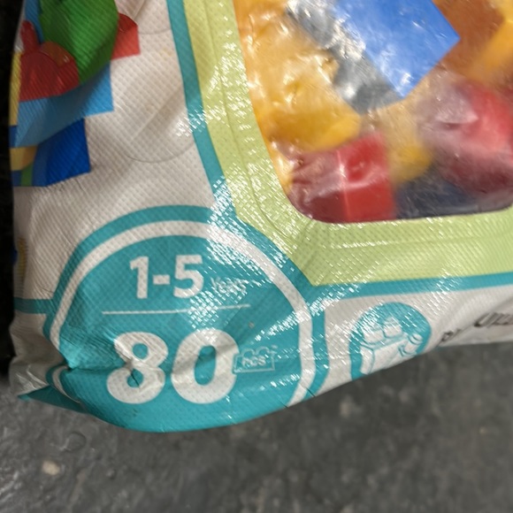 Mega Bloks plastic building blocks in original tote. Number of prices approx. - Picture 7 of 8
